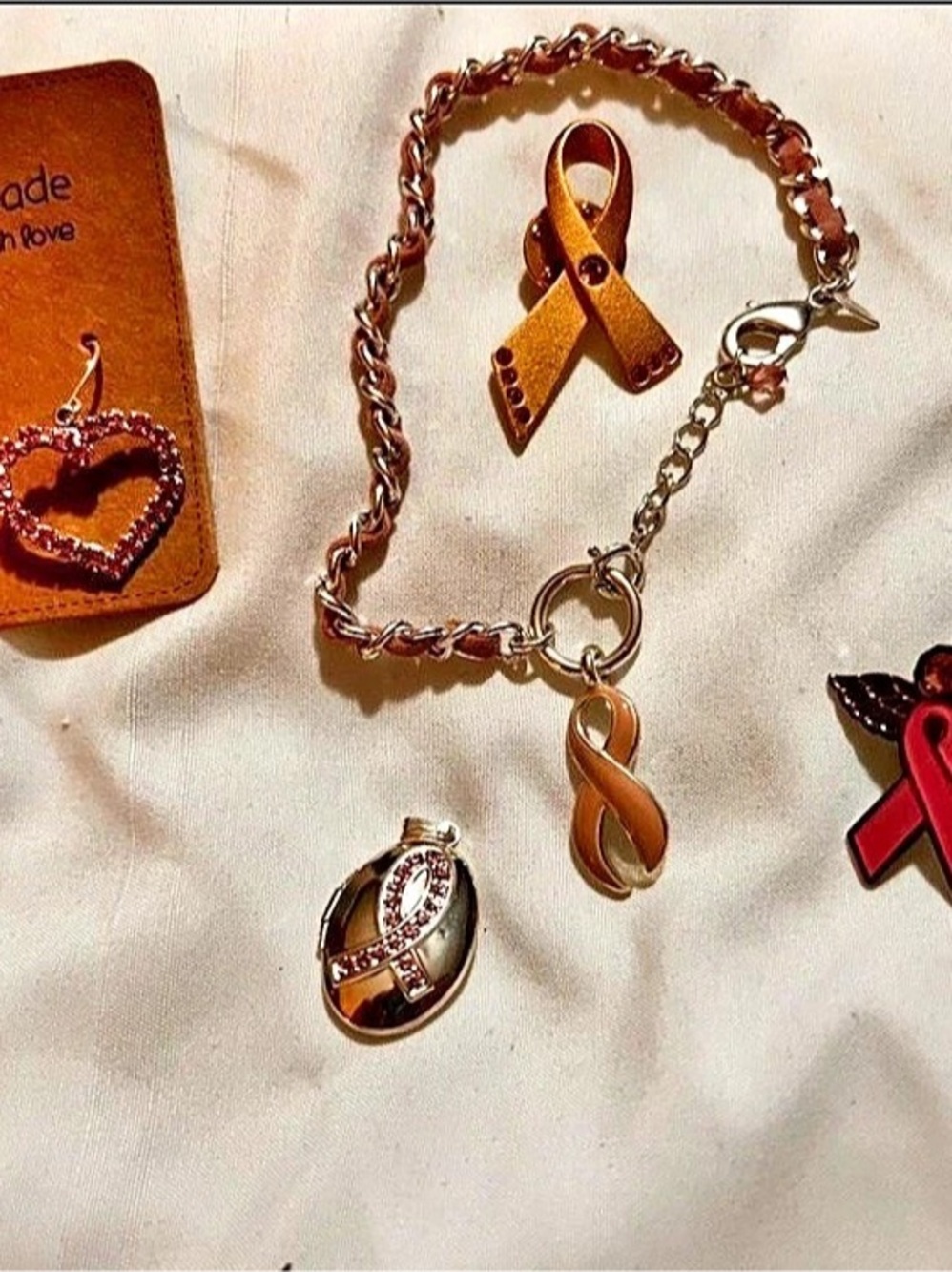 Oct Breast Cancer Awareness Pink Ribbon Jewelry Set Like New
